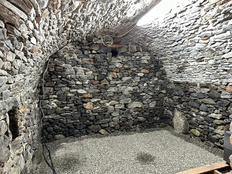Casa bifamiliare, ottima posizione (11)