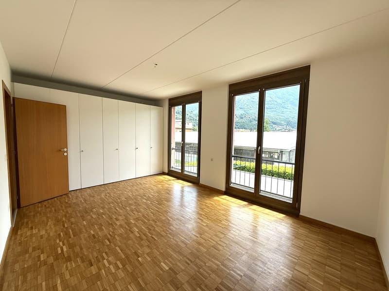 Bella casa di 7 locali, veranda e terrazza con vista (12)