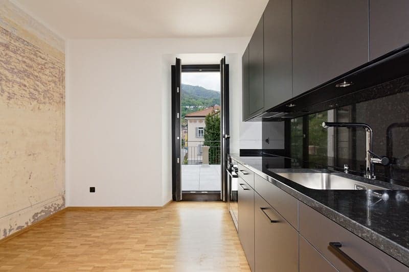 Luminoso appartamento di 2.5 locali a Bellinzona (8)