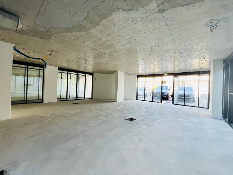 MODERNO UFFICIO OPEN SPACE (3)