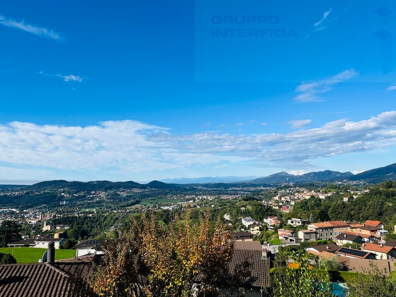 VILLA CONTEMPORANEA CON PISCINA (2)