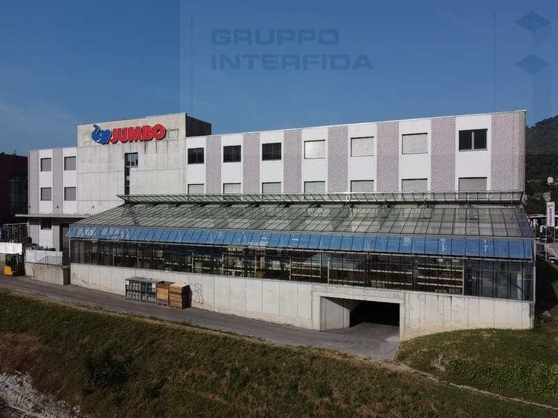 SPAZIOSI UFFICI RISTRUTTURATI A MENDRISIO ZONA FOXTOWN (8)