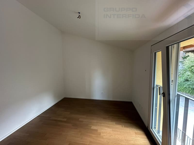 MODERNO 3.5 LOCALI ALL'ULTIMO PIANO CON DUE POSTI AUTO (6)