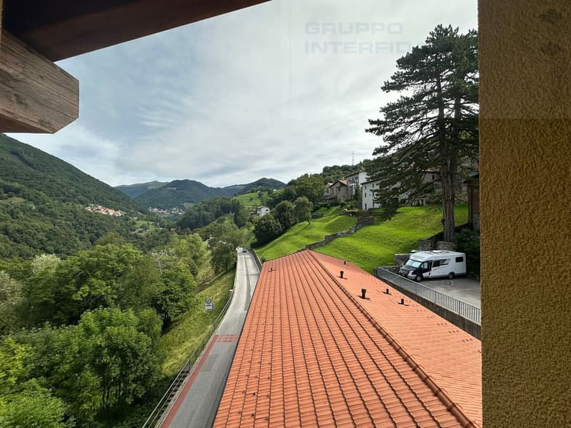 MODERNO 3.5 LOCALI ALL'ULTIMO PIANO CON DUE POSTI AUTO (9)