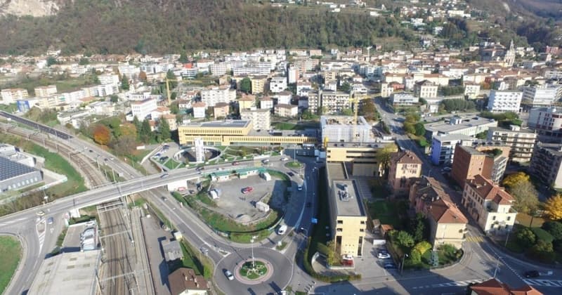 MODERNI UFFICI IN LOCAZIONE (8)