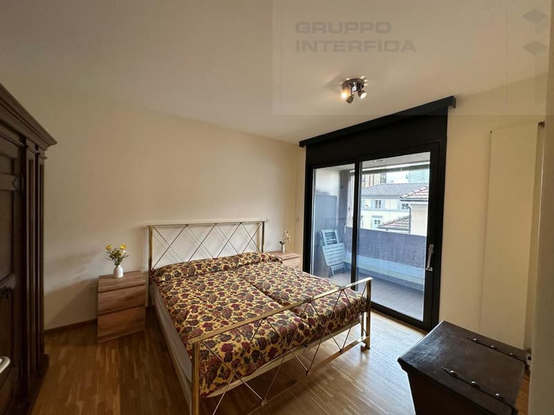 COMODO 2.5 LOCALI AMMOBILIATO CON BALCONE (6)