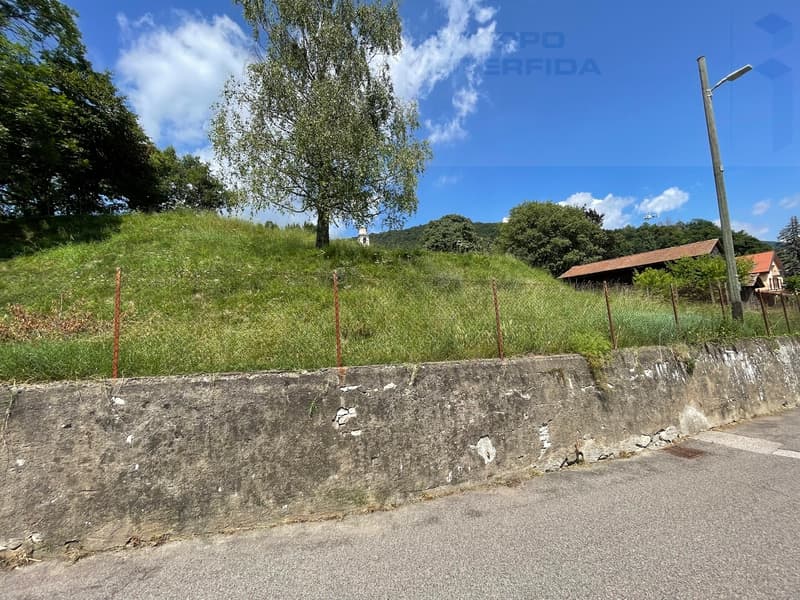 BEL TERRENO EDIFICABILE A MERIDE (3)