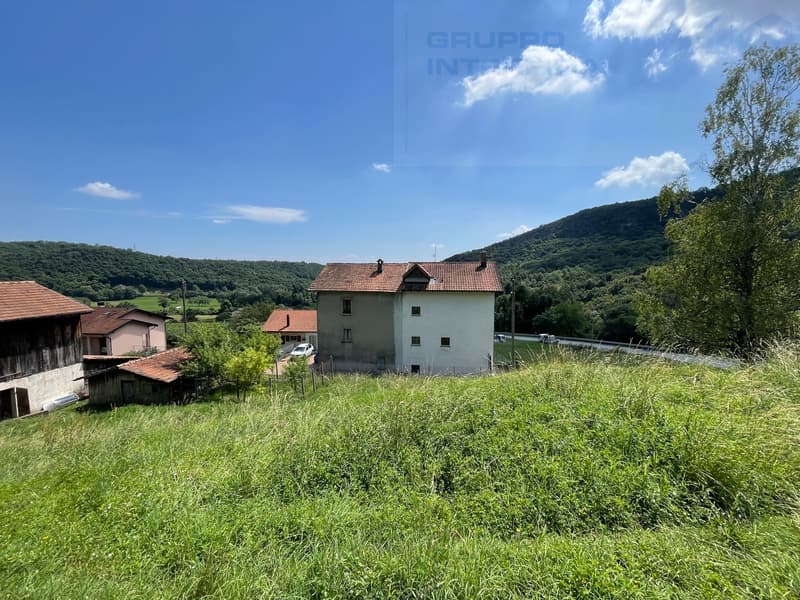 BEL TERRENO EDIFICABILE A MERIDE (2)