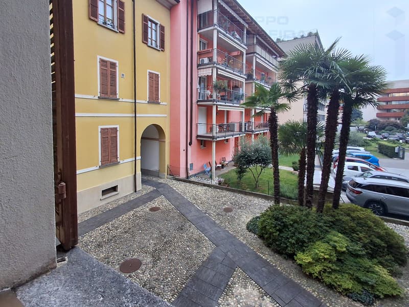LUMINOSO MONOLOCALE IN TRANQUILLA CORTE (1)