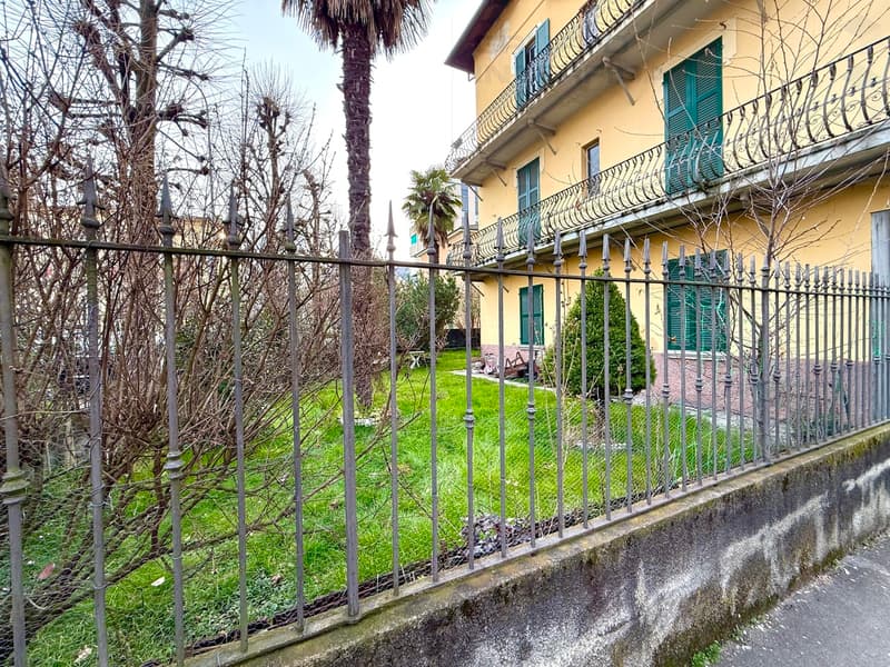 CASA D'EPOCA DI 9 APPARTAMENTI (7)