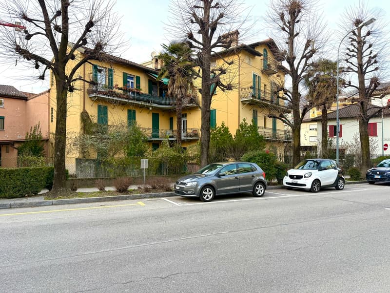 CASA D'EPOCA DI 9 APPARTAMENTI (3)