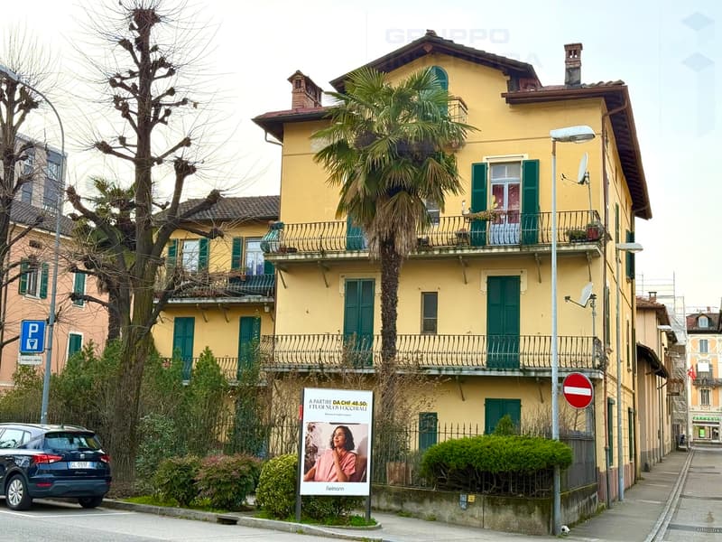 CASA D'EPOCA DI 9 APPARTAMENTI (2)