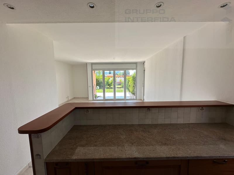 4.5 LOCALI CON GIARDINO E PISCINA CONDOMINIALE (5)