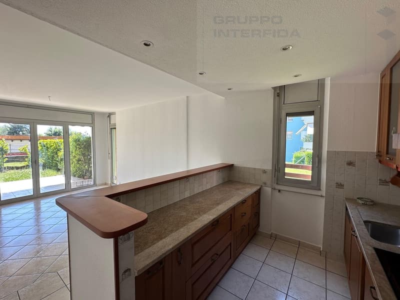 4.5 LOCALI CON GIARDINO E PISCINA CONDOMINIALE (6)
