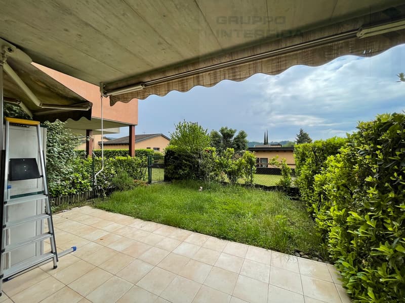 4.5 LOCALI CON GIARDINO E PISCINA CONDOMINIALE (7)