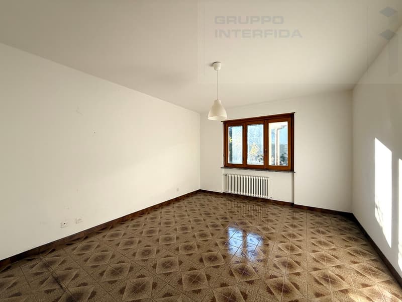 AMPIA CASA CON APP.TO INDIPENDENTE (7)