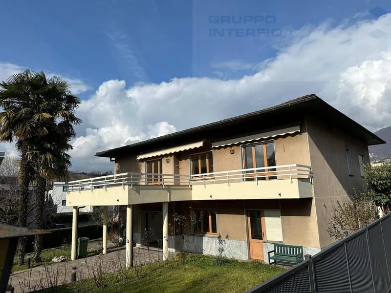AMPIA CASA CON APP.TO INDIPENDENTE (11)