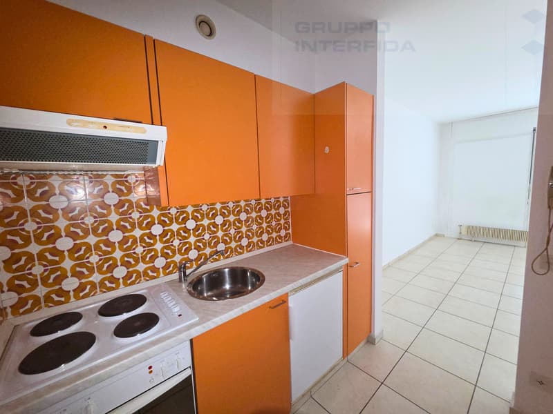 CHIASSO - MONOLOCALE CON BALCONE (4)