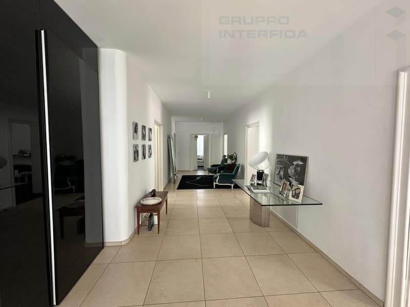 AMPIO APPARTAMENTO SIGNORILE CON TERRAZZA (8)