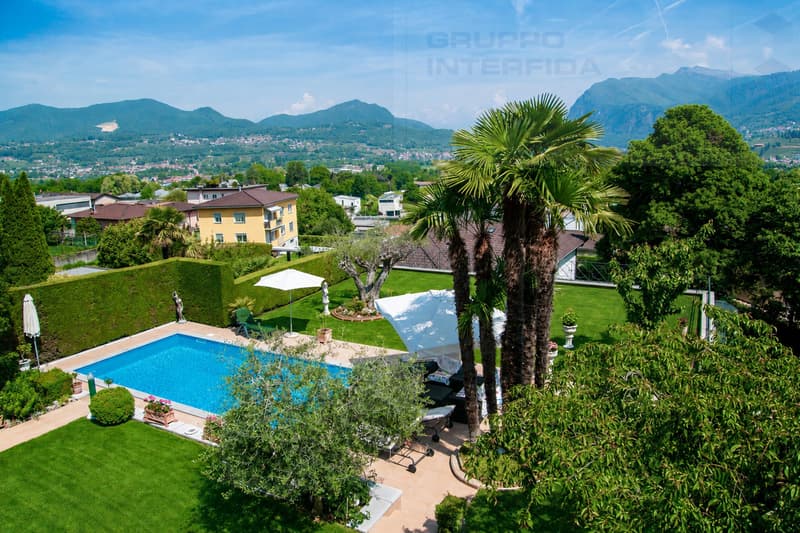 GRANDE VILLA CON PISCINA E DEPENDANCE (3)