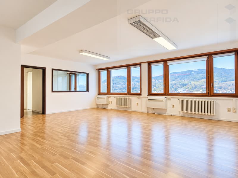 UFFICIO 6 LOCALI NEL CENTRO DI CHIASSO (1)