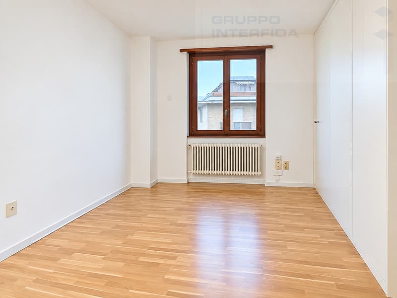 UFFICIO 6 LOCALI NEL CENTRO DI CHIASSO (5)