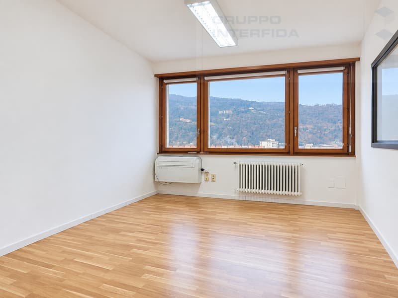 UFFICIO 6 LOCALI NEL CENTRO DI CHIASSO (3)