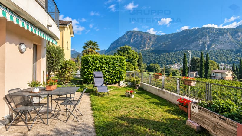 SPAZIOSA CASA CON GIARDINO E VISTA SULLE VIGNE (1)