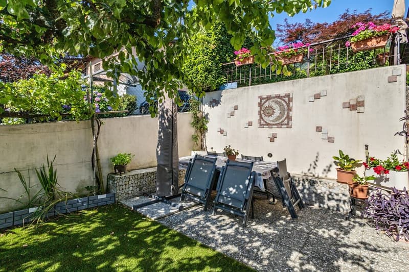 CASA SINGOLA CON DUE APPARTAMENTI INDIPENDENTI (10)