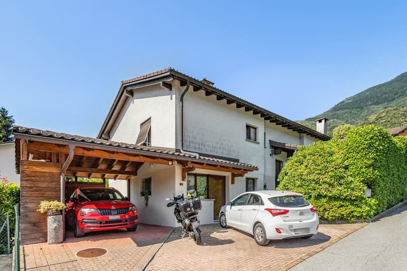 CASA SINGOLA CON DUE APPARTAMENTI INDIPENDENTI (2)