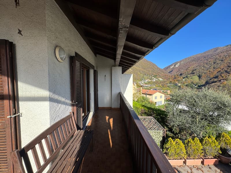 PORZIONE DI CASA BIFAMILIARE CON VISTA SPETTACOLARE (7)