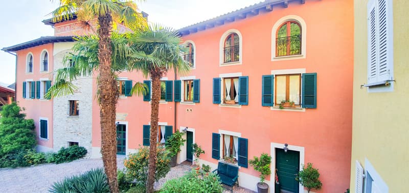 ELEGANTE APPARTAMENTO 3.5 LOCALI IN CASA D'EPOCA (11)
