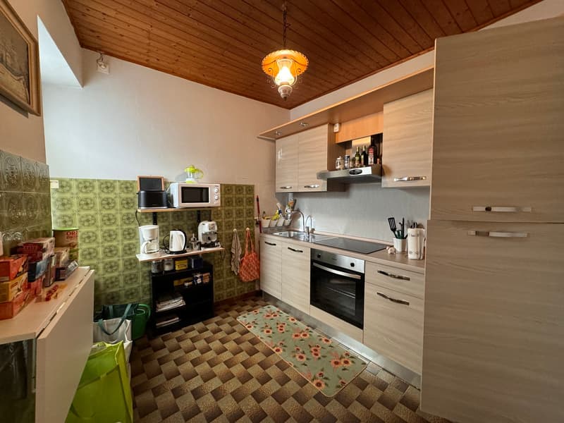 CASA DI NUCLEO CON 2 APPARTAMENTI (3)