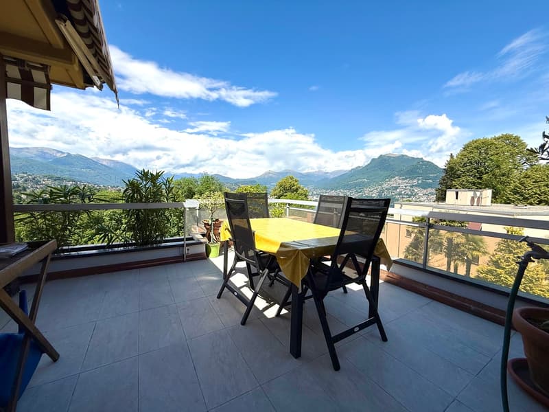 ATTICO 5 LOCALI CON VISTA LAGO (11)