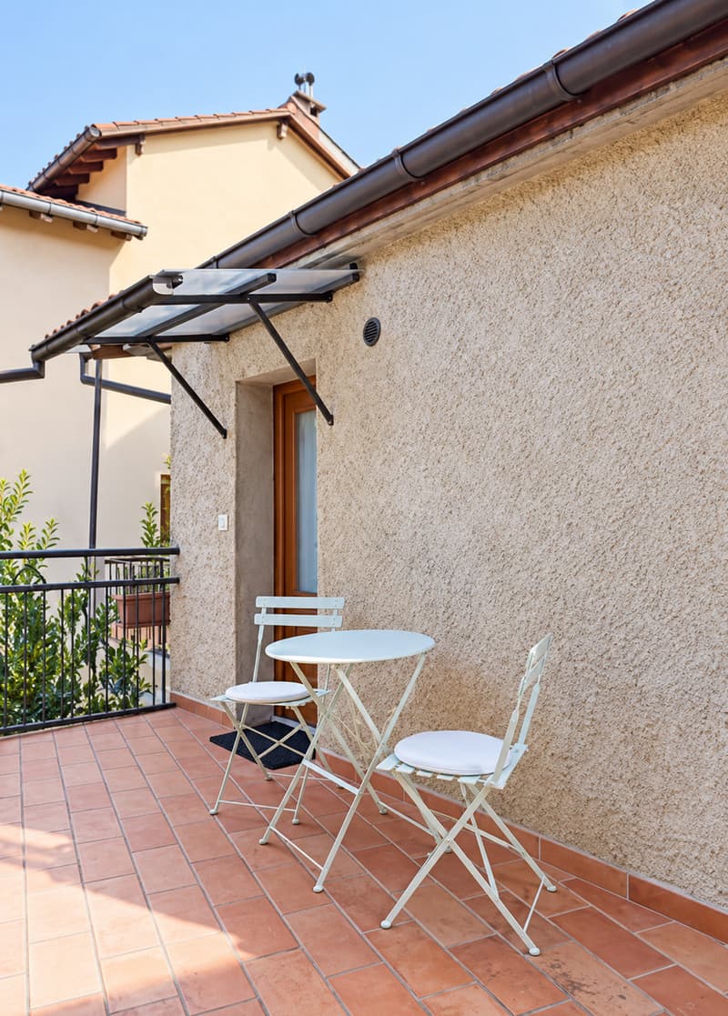 GRAZIOSA CASA RUSTICA NEL CUORE DI BRÉ (2)