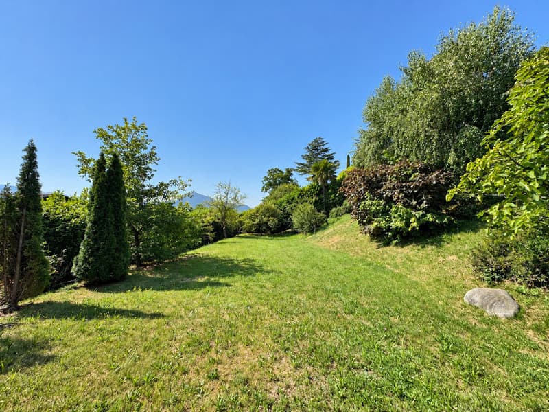 VILLA CON VISTA LAGO E PISCINA (11)