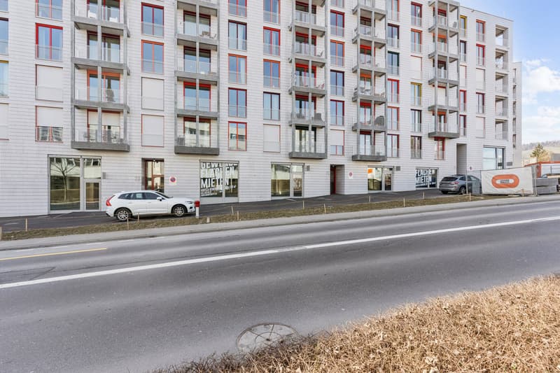 Teilausgebaute Gewerbeflächen im aufstrebendem Quartier (3)