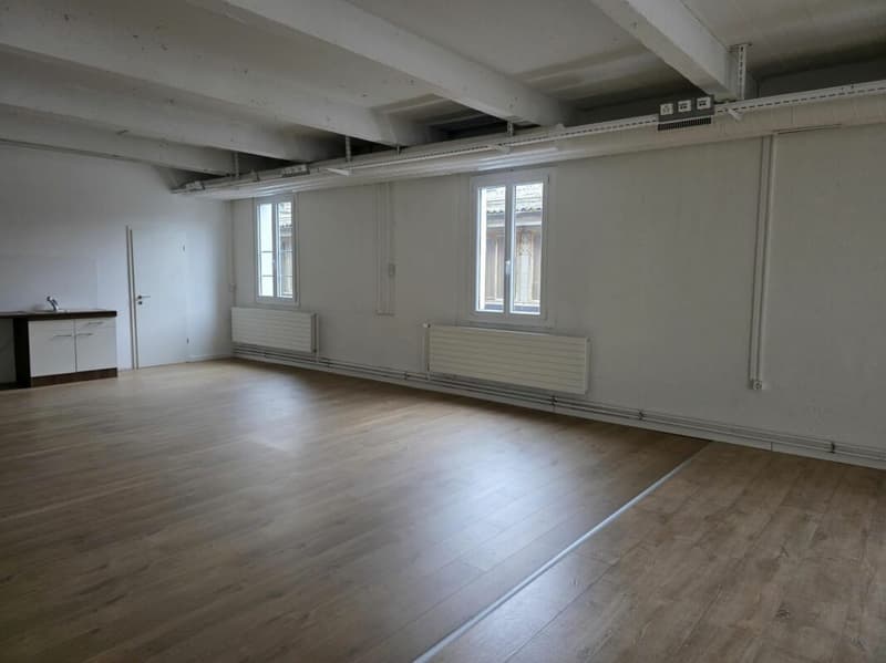 Bureau de 163 m2 dans le Quartier du Flon (3)