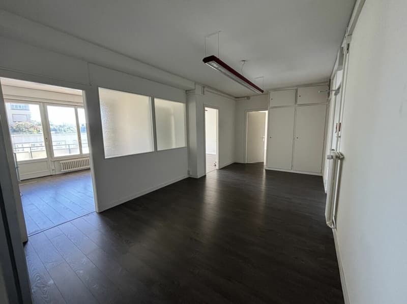 Bureau spacieux et lumineux de 175 m² - conditions flexibles (3)