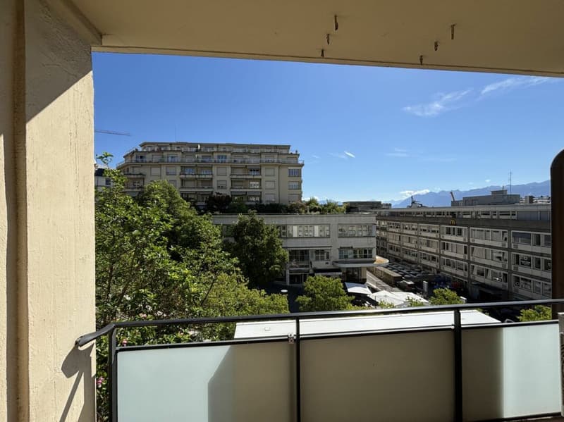 Bureau spacieux et lumineux de 175 m² - conditions flexibles (6)