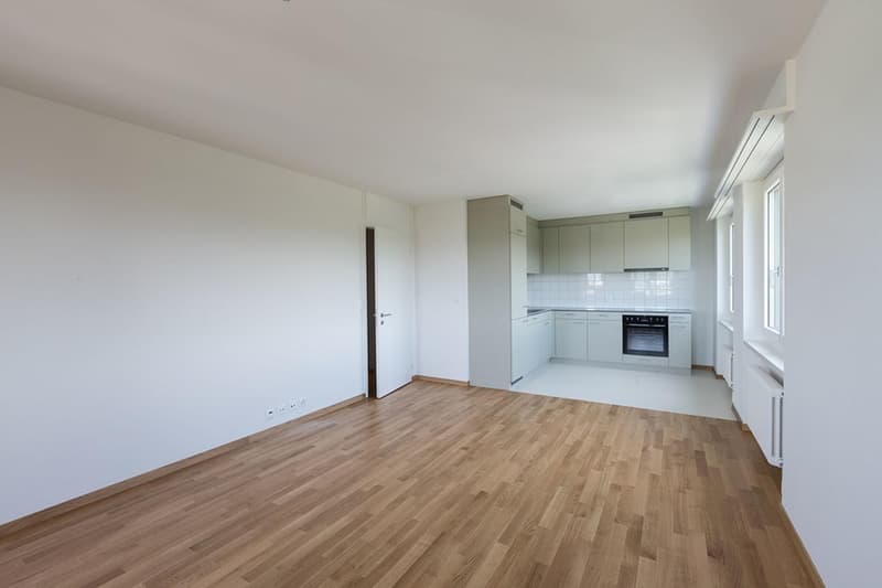 Küche / Wohn- und Esszimmer.jpg