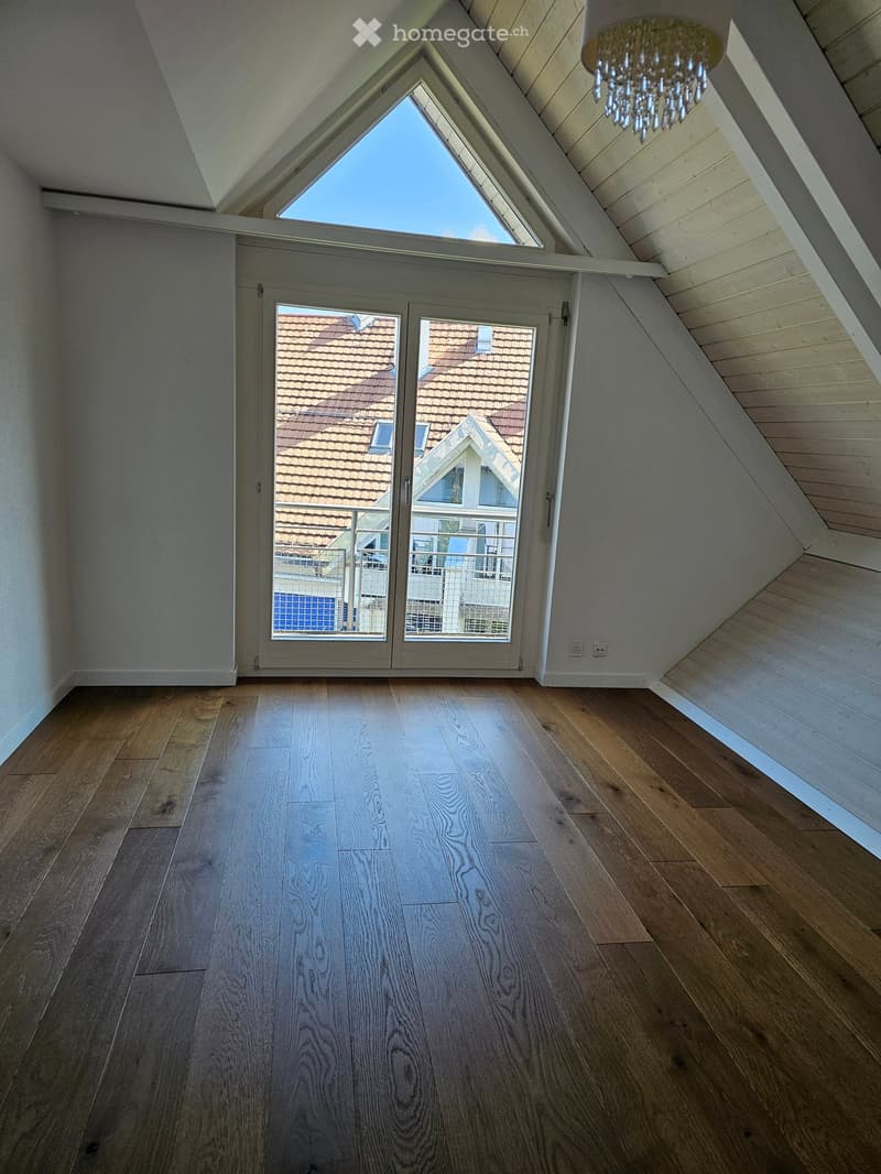 3 1/2 Zimmer Dachwohnung in Hombrechtikon (9)