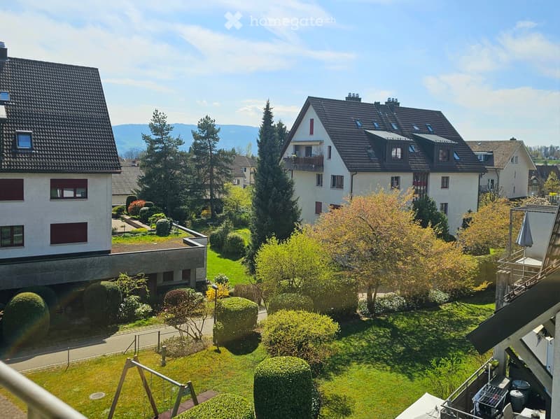 3 1/2 Zimmer Dachwohnung in Hombrechtikon (11)