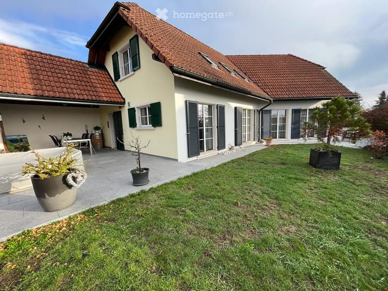 Grosses Einfamilienhaus mit Traumaussicht (3)