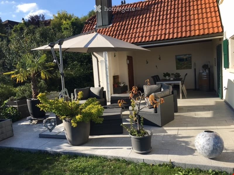 Grosses Einfamilienhaus mit Traumaussicht (4)