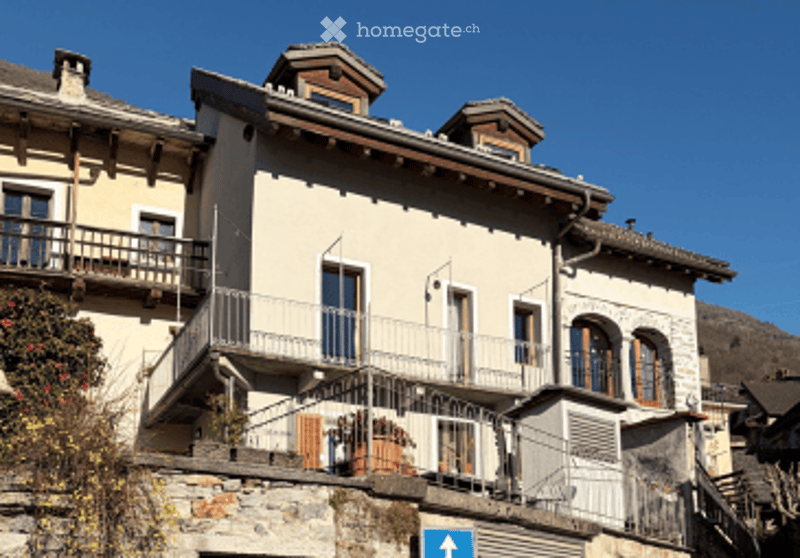 Palazzo Haus mit Seeblick und Studio - Casa in stile palazzo con vista lago e studio indipendente (1)
