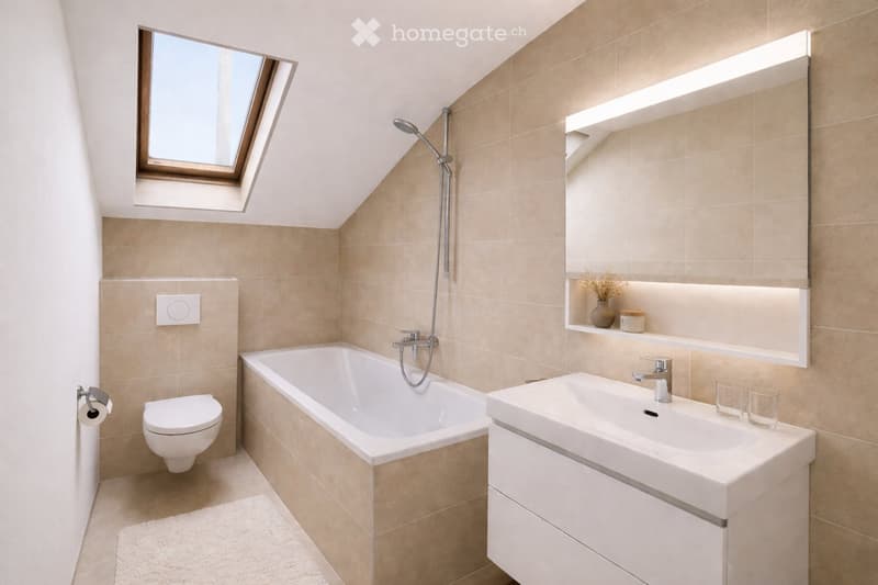 Erstbezug nach Totalrenovation - Helle 4.5 Zi Wohnung mit Loggia (1)