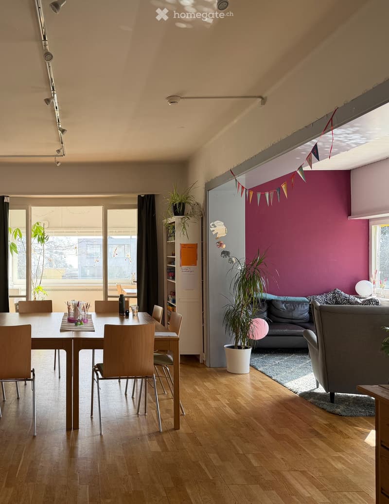 {"visible_features": [], "type": "Furnished Room", "objects": ["dining table", "chairs", "plant", "plant", "plant", "plant", "plant", "plant", "plant", "plant", "plant", "plant", "plant", "plant", "plant", "plant", "plant", "plant", "plant", "plant", "pla