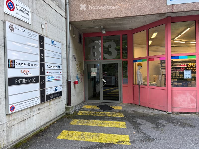 Place de parc en sous-sol à vendre à Vevey (4)
