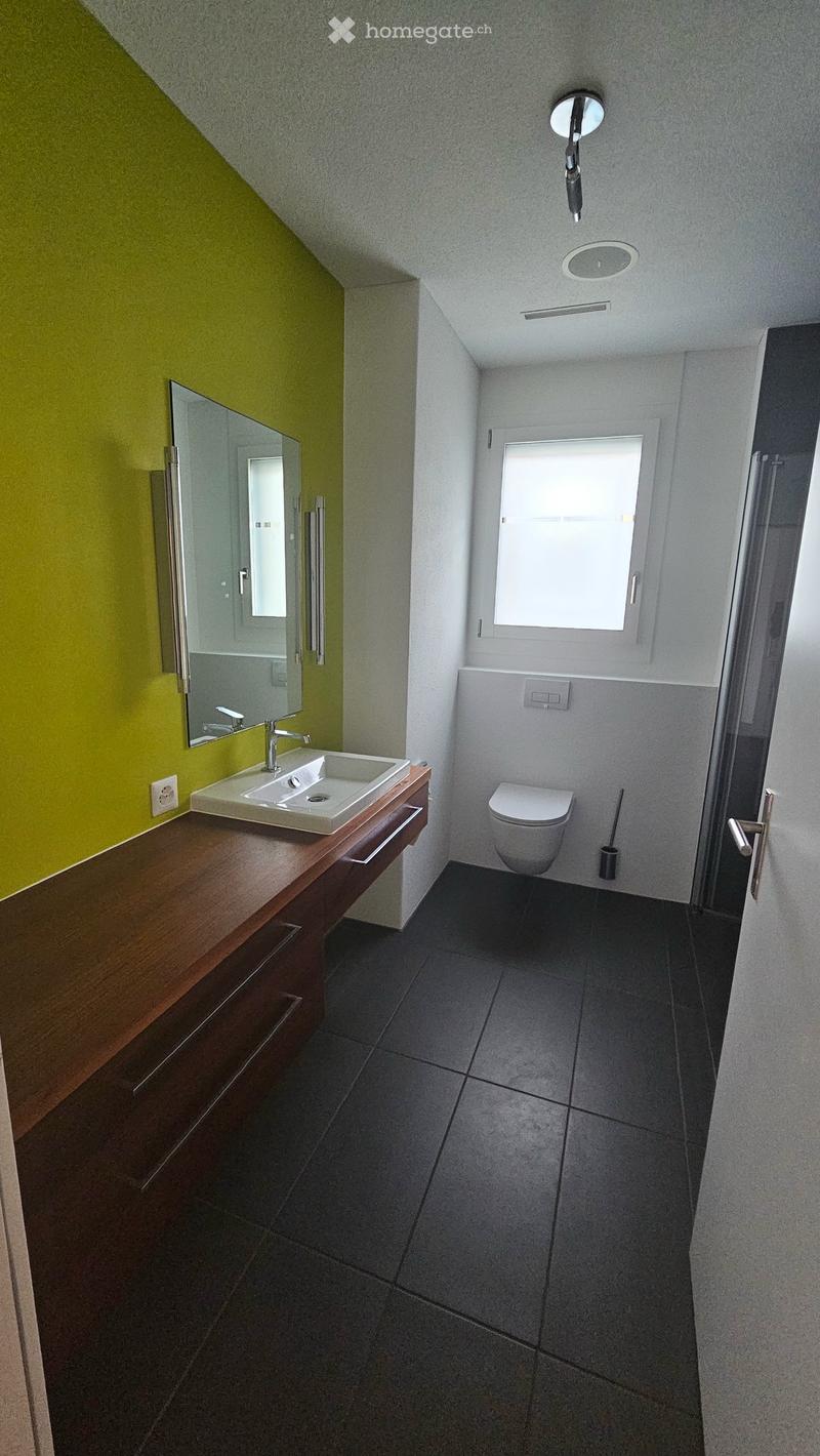 Moderne 3.5-Zimmer-Wohnung mit Seeblick & Wintergarten (7)